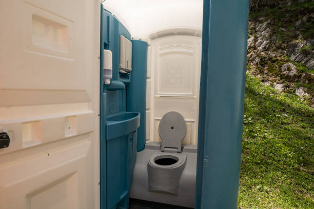 Best High-end porta potty rental  in Greensburg, LA